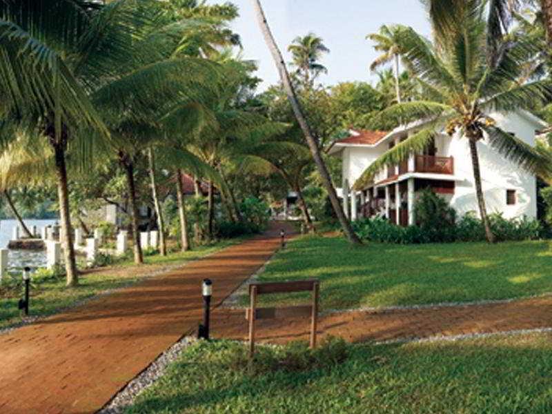 Hotel Club Mahindra Ashtamudi Nīndakara Exterior foto